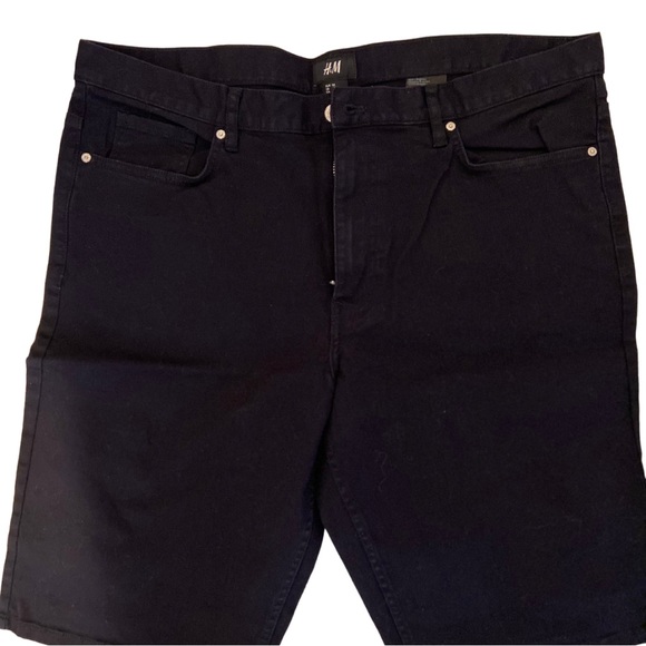 H&M | Shorts - Picture 1 of 4